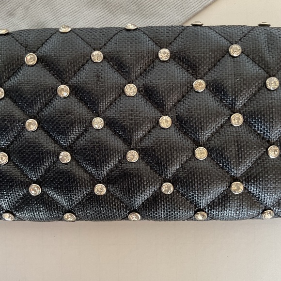 Stuart Weitzman RARE woven Leather Rhinestone Clutch - Picture 5 of 16